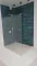 Скляна душова стінка