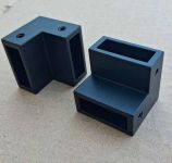 З'єднувач труба-труба ((квадратный під кутом 90°)) 